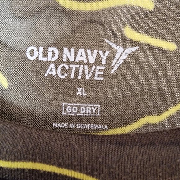 Men's OLD NAVY Activewear Go Dry Running Shirt - Camo XL - Picture 4 of 4